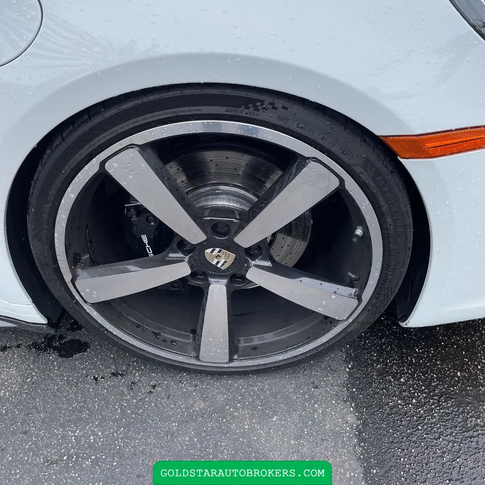 2020 Porsche 911 Carrera 4S