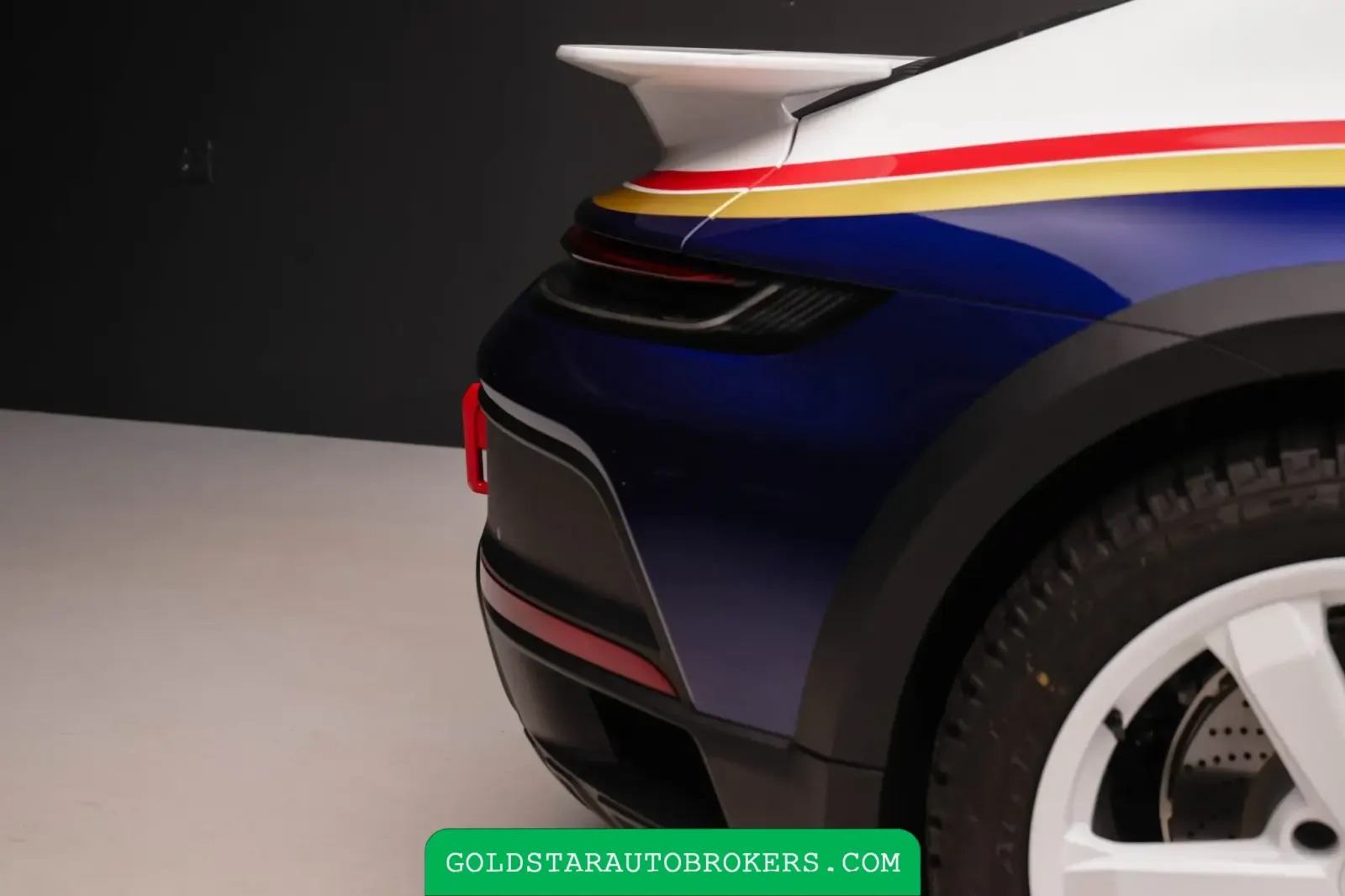 2024 Porsche 911 Dakar