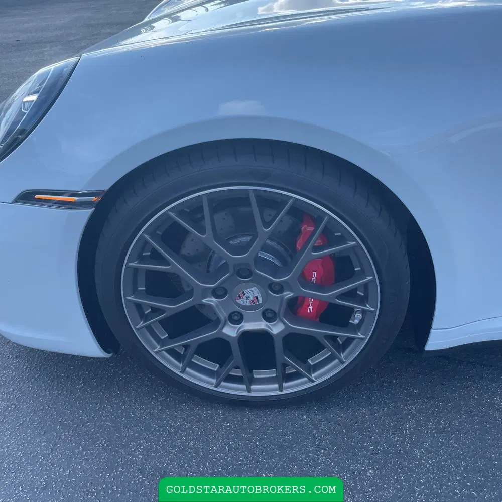 2020 Porsche 911 Carrera 4S