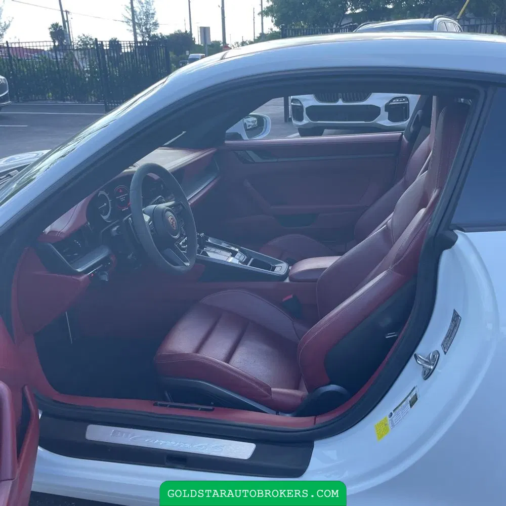 2020 Porsche 911 Carrera 4S