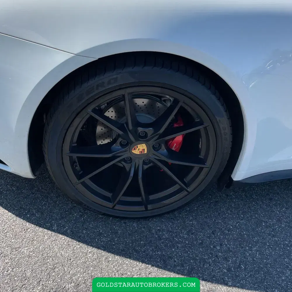 2019 Porsche 911 Carrera 4S
