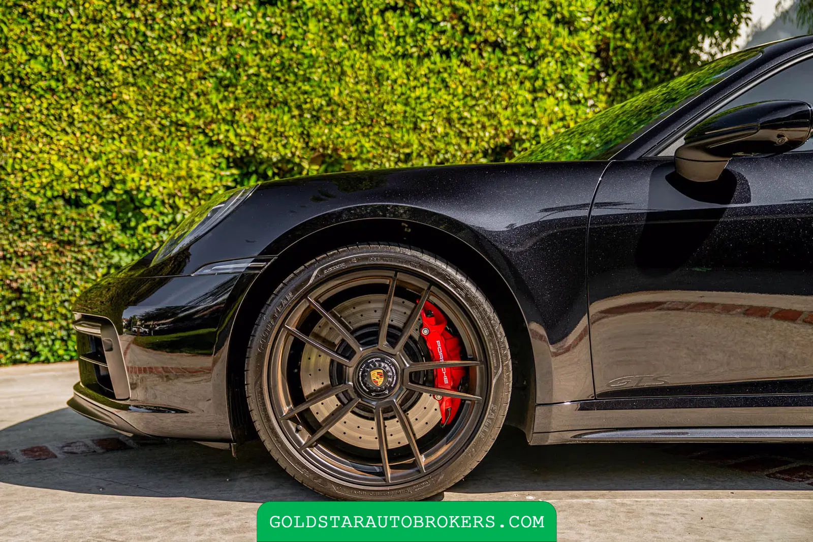 2024 Porsche 911 Carrera 4 GTS