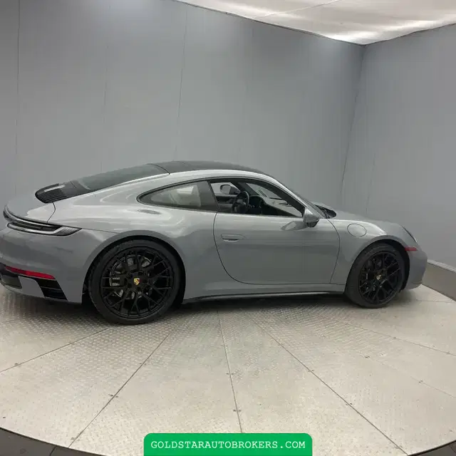 2024 Porsche 911 Carrera 4S