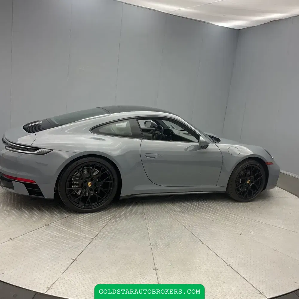 2024 Porsche 911 Carrera 4S