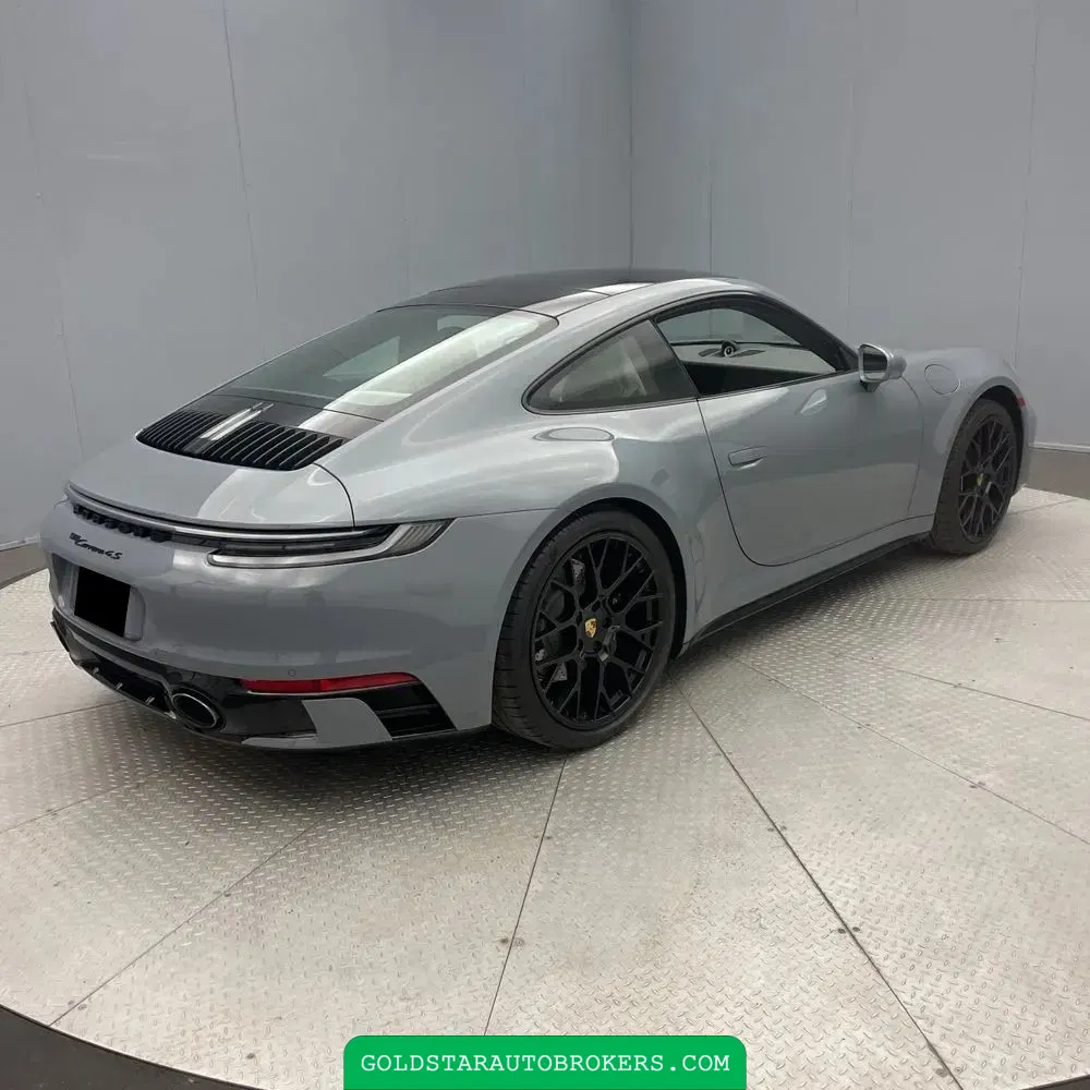 2024 Porsche 911 Carrera 4S