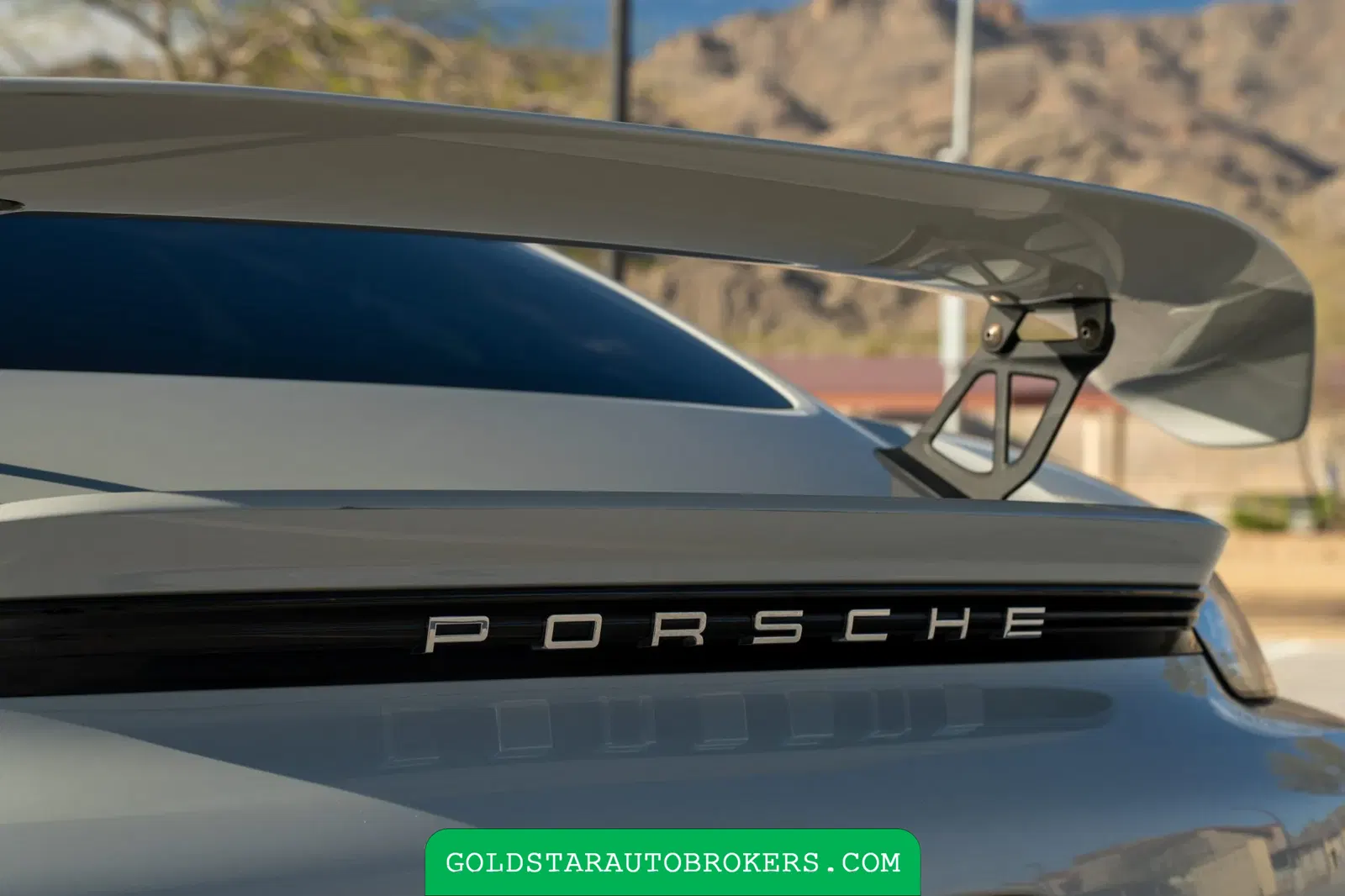2020 Porsche 718 Cayman GT4 DeMan 4.5L 6-Speed
