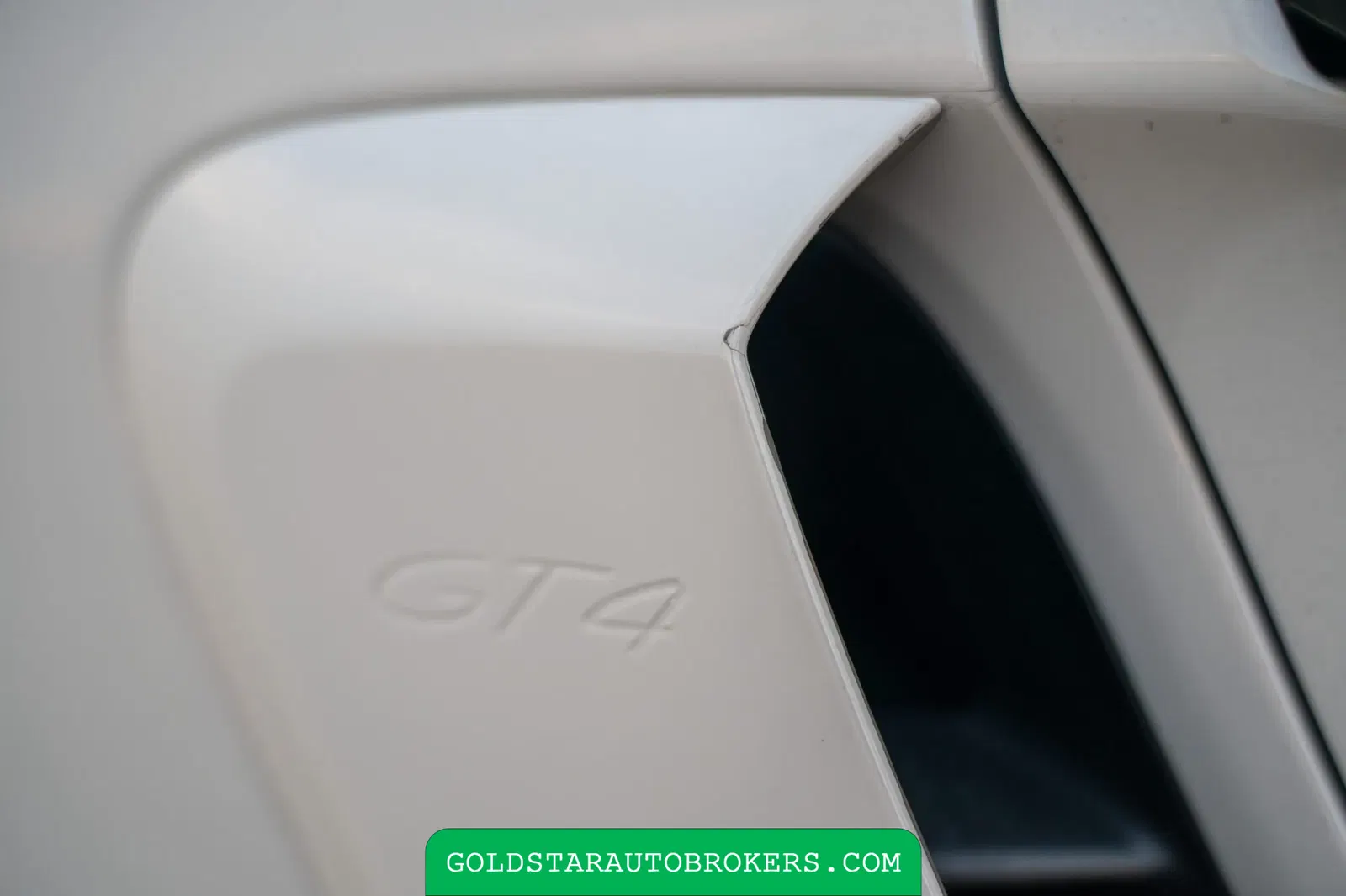 2020 Porsche 718 Cayman GT4 DeMan 4.5L 6-Speed