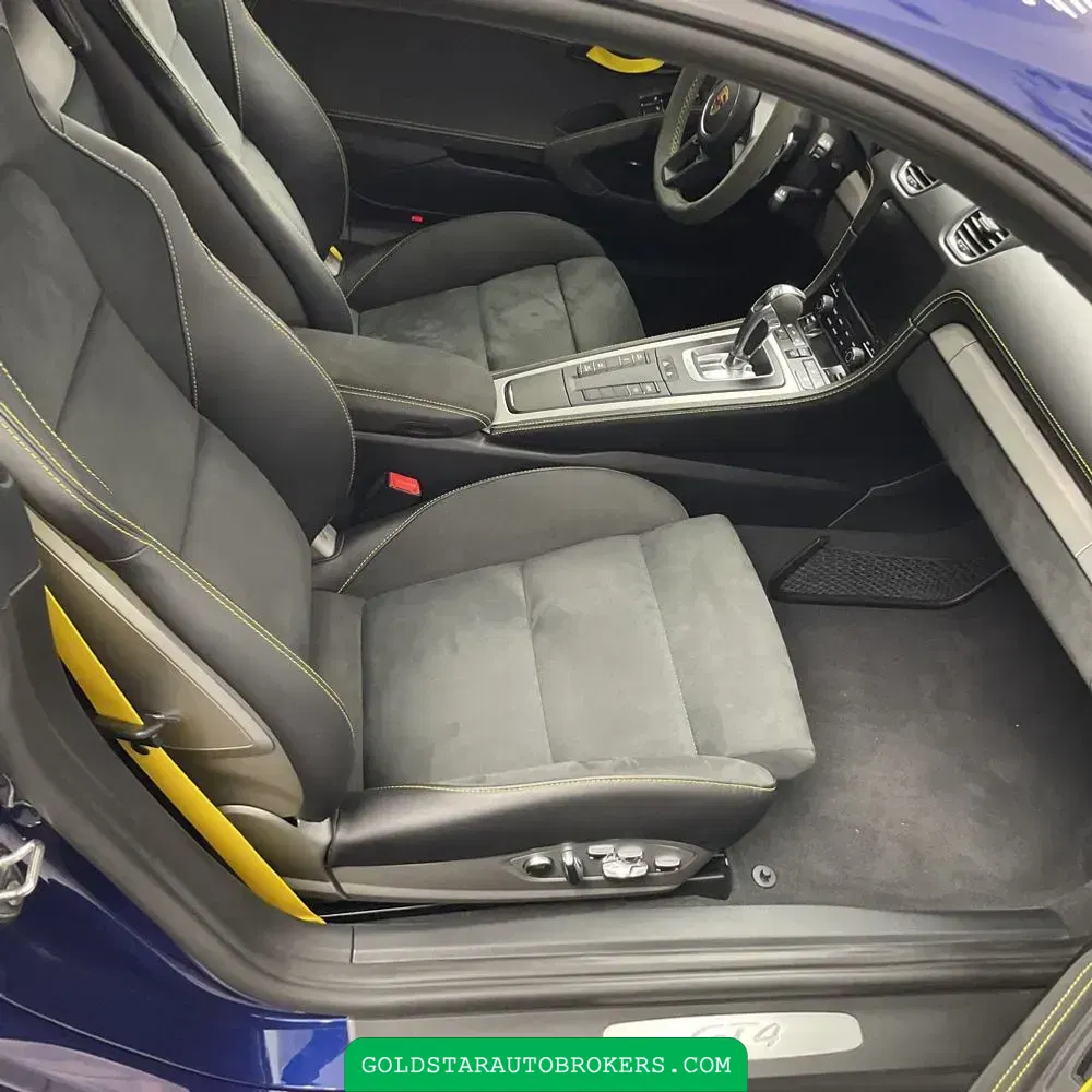 2021 Porsche 718 Cayman GT4