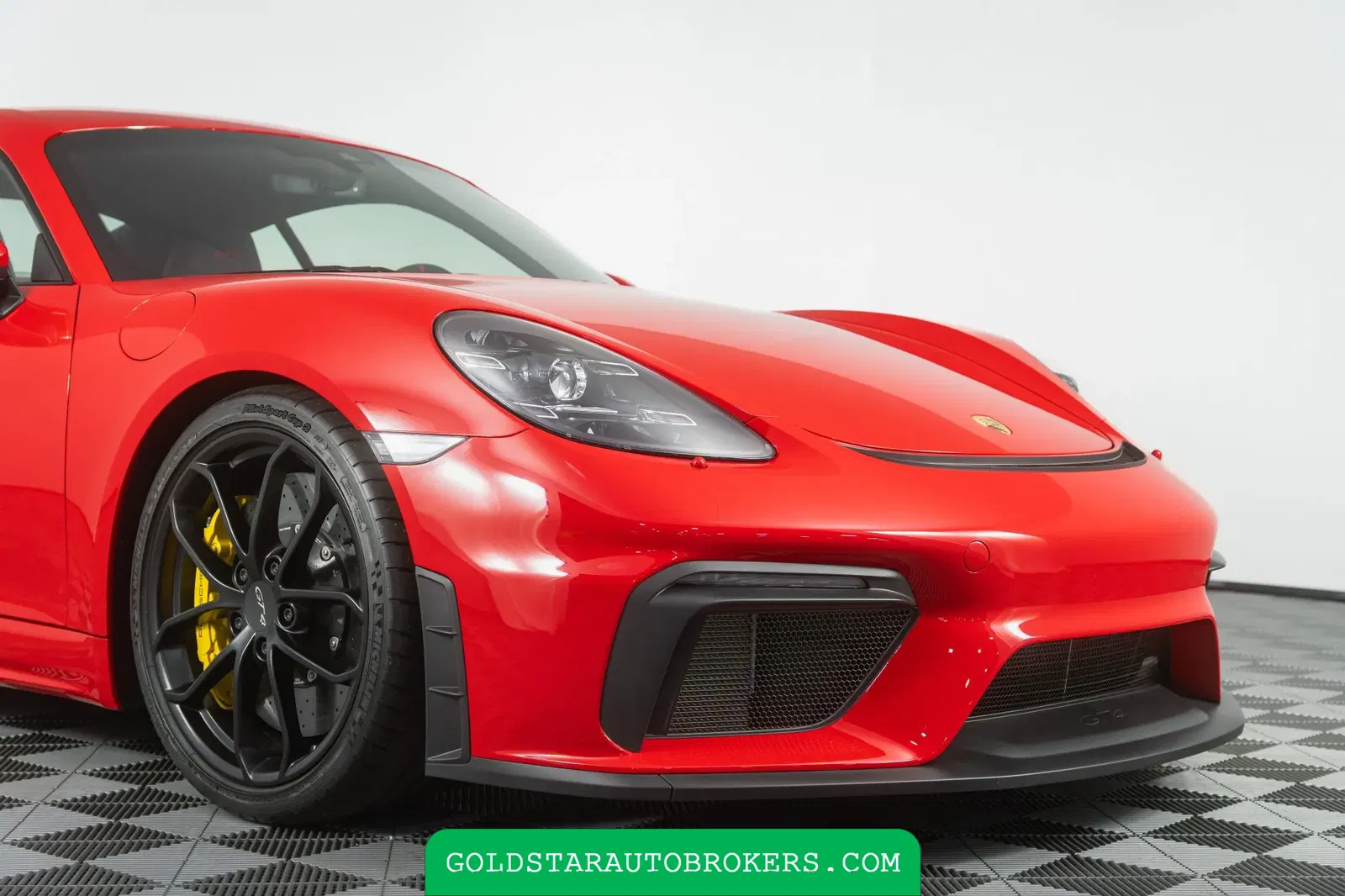 2020 Porsche 718 Cayman GT4 6-Speed