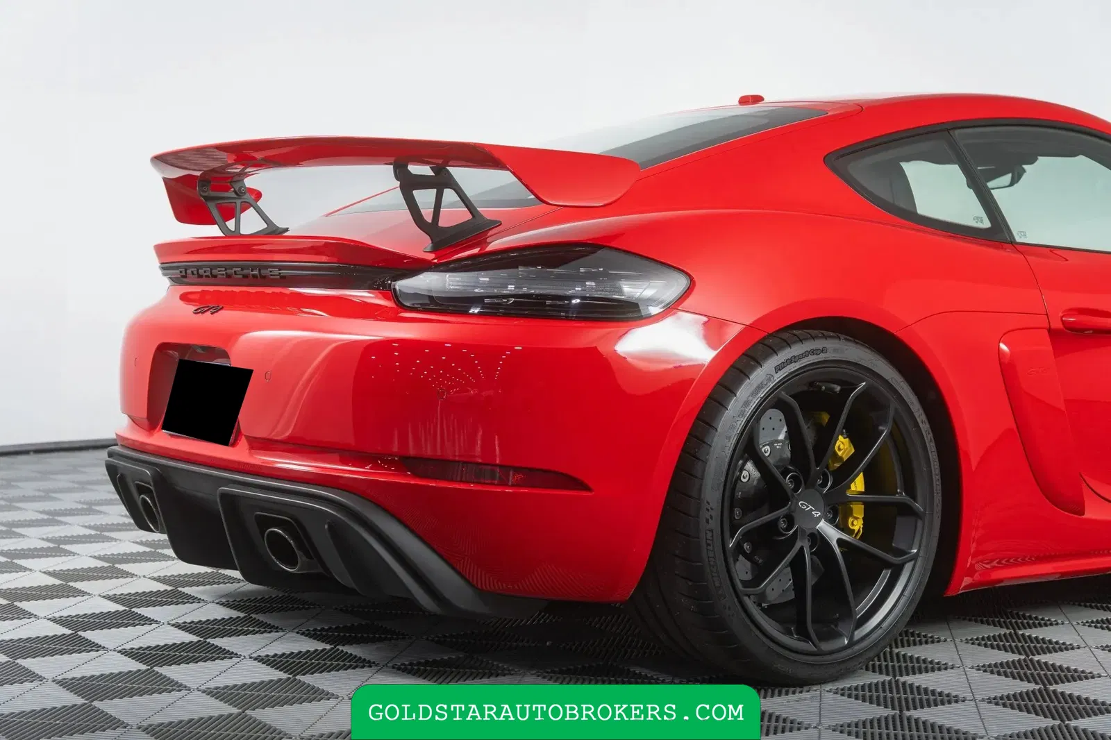 2020 Porsche 718 Cayman GT4 6-Speed