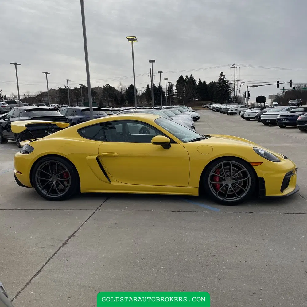 2021 Porsche 718 Cayman GT4