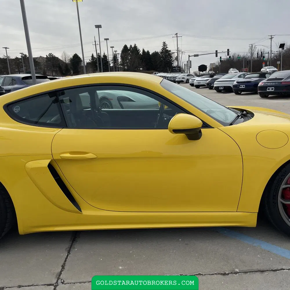 2021 Porsche 718 Cayman GT4