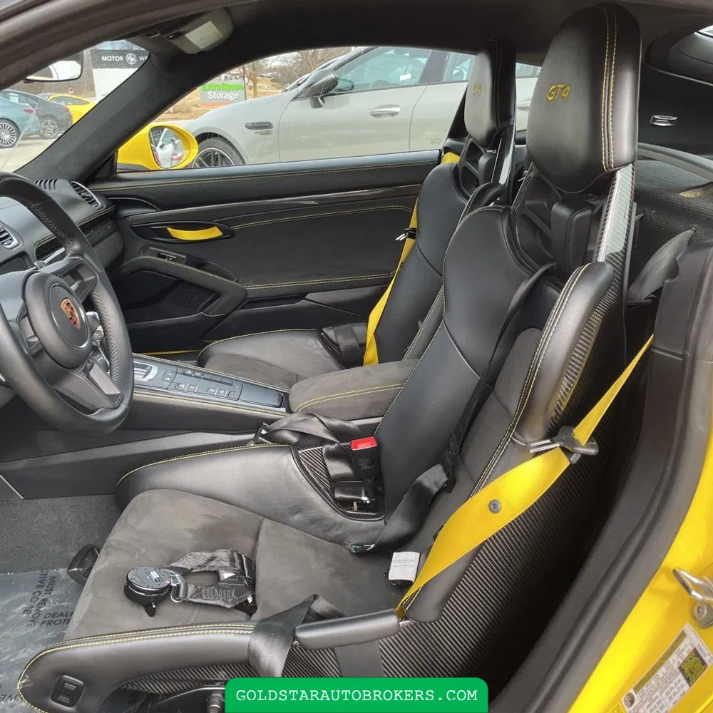 2021 Porsche 718 Cayman GT4
