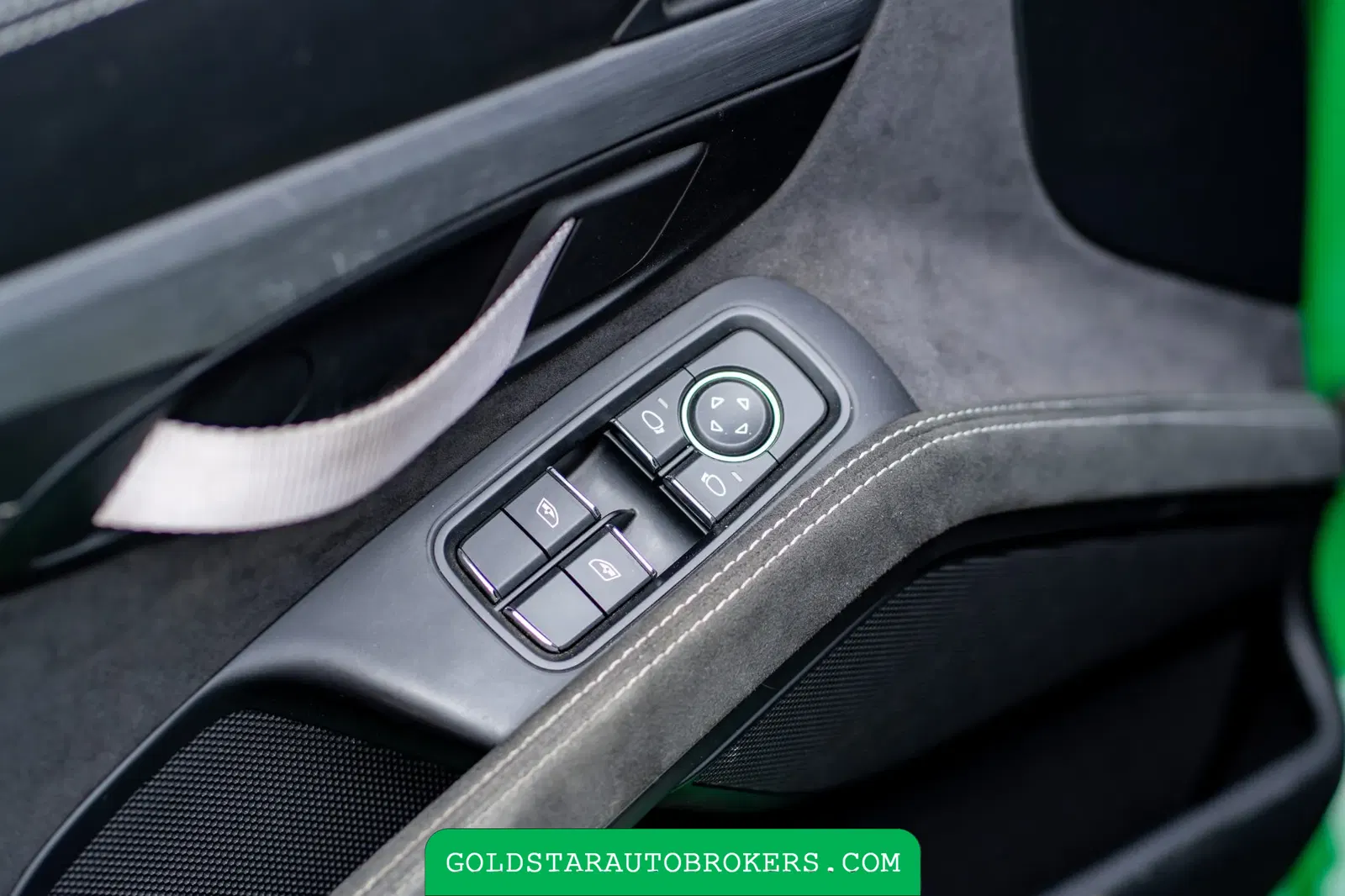2022 Porsche 718 Cayman GT4