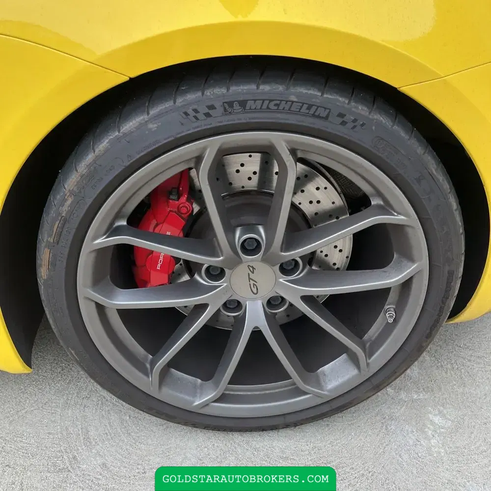 2021 Porsche 718 Cayman GT4