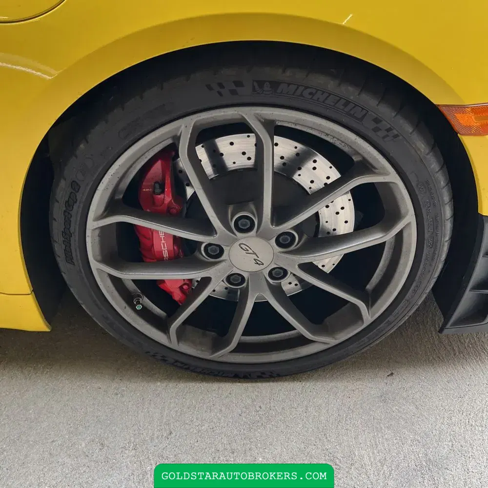2021 Porsche 718 Cayman GT4