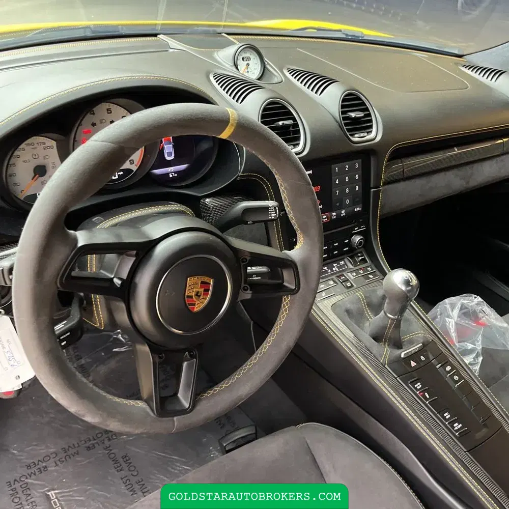 2021 Porsche 718 Cayman GT4