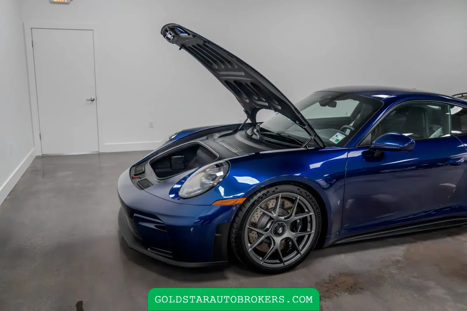 2026 Porsche 911 GT3 Touring Lightweight 6-Speed