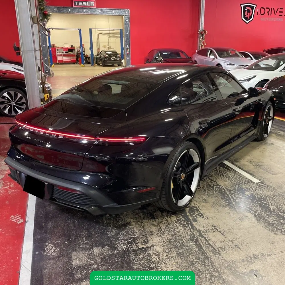 2020 Porsche Taycan Turbo S