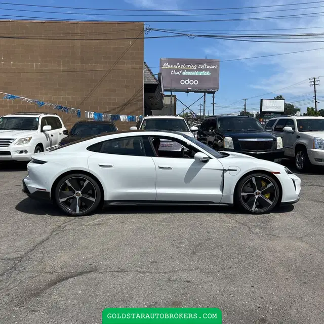 2020 Porsche Taycan Turbo S