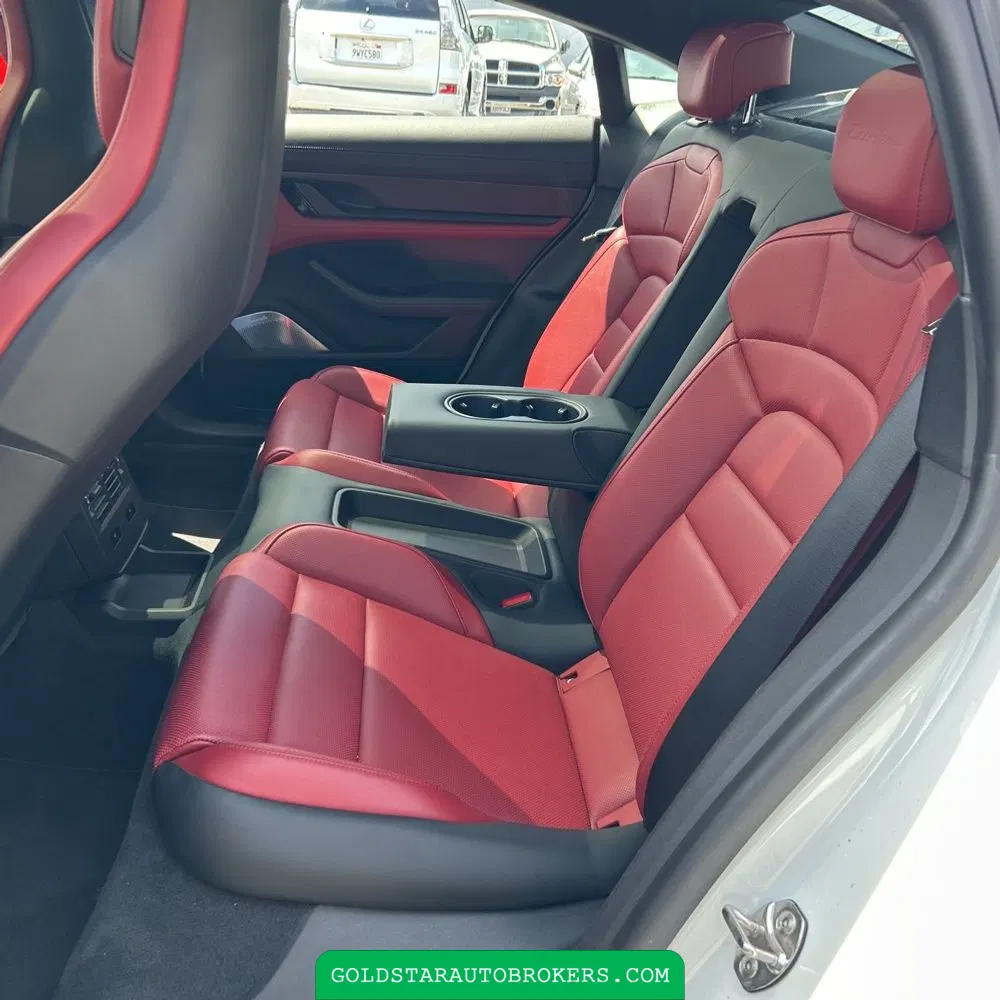 2020 Porsche Taycan Turbo S