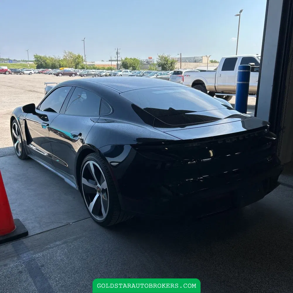 2022 Porsche Taycan Turbo S