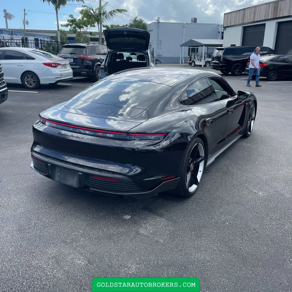 2021 Porsche Taycan Turbo S