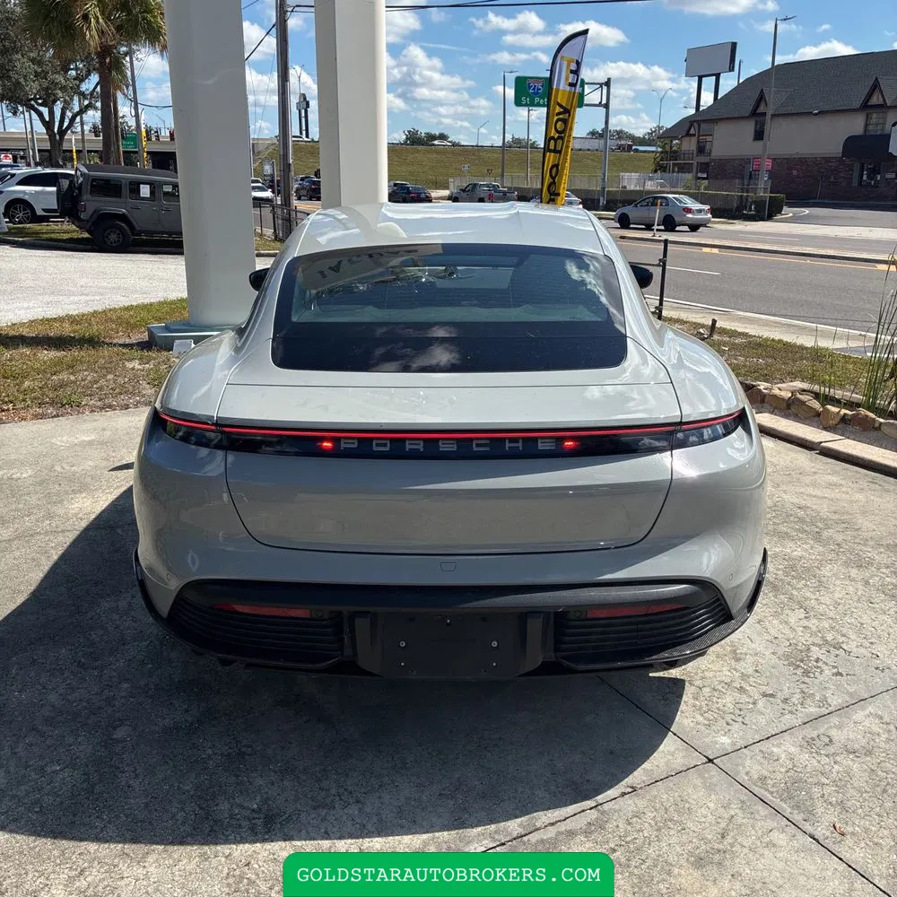 2021 Porsche Taycan Turbo S