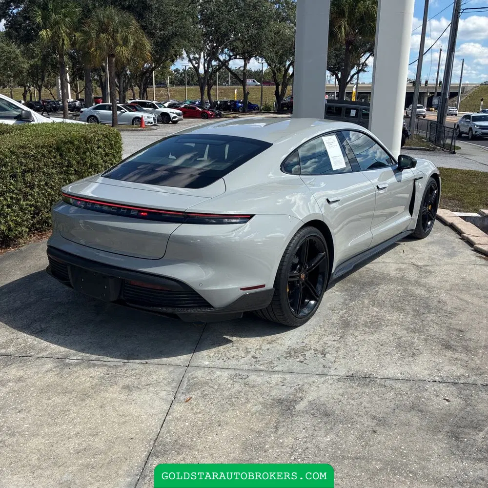 2021 Porsche Taycan Turbo S