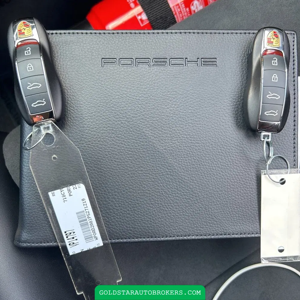 2023 Porsche 718 Cayman GTS 4.0