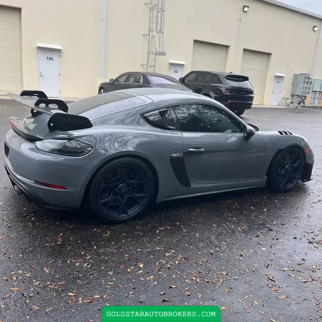 2023 Porsche 718 Cayman GT4 RS