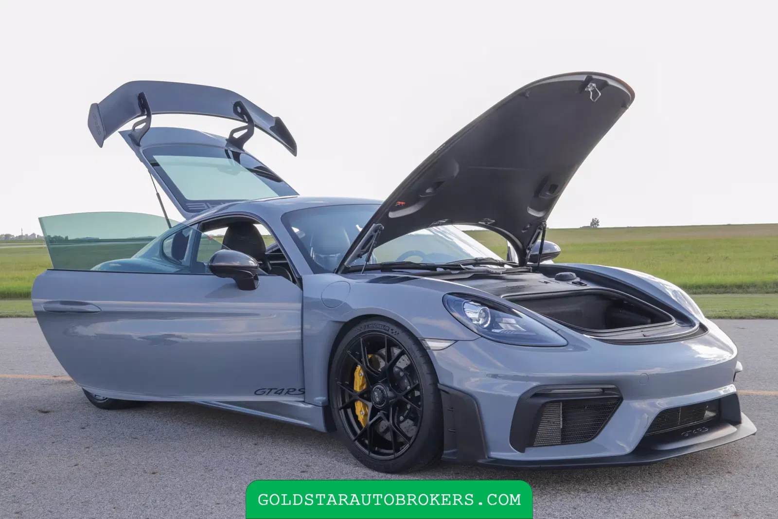2023 Porsche 718 Cayman GT4 RS