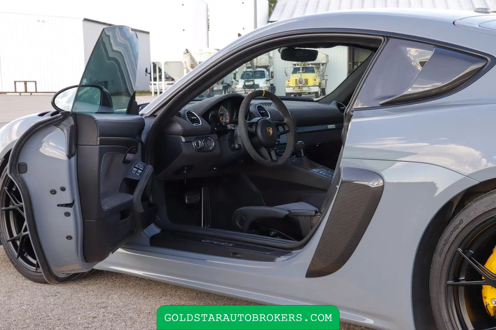 2023 Porsche 718 Cayman GT4 RS