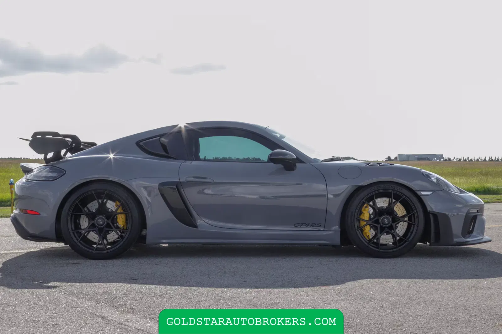 2023 Porsche 718 Cayman GT4 RS