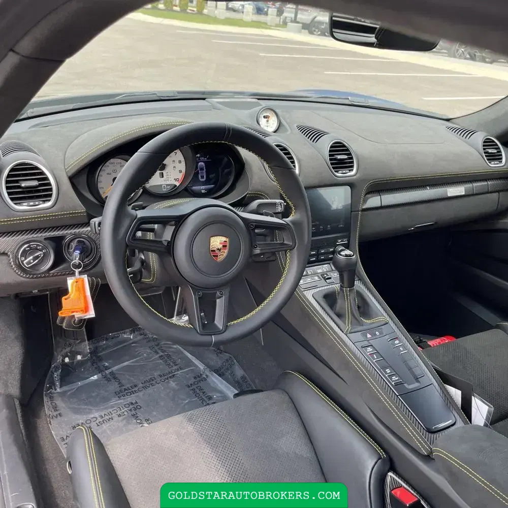 2024 Porsche 718 Cayman GT4 RS