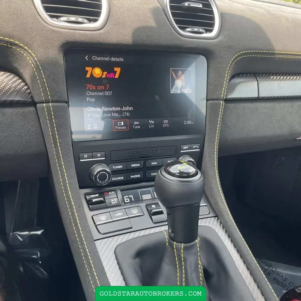 2024 Porsche 718 Cayman GT4 RS