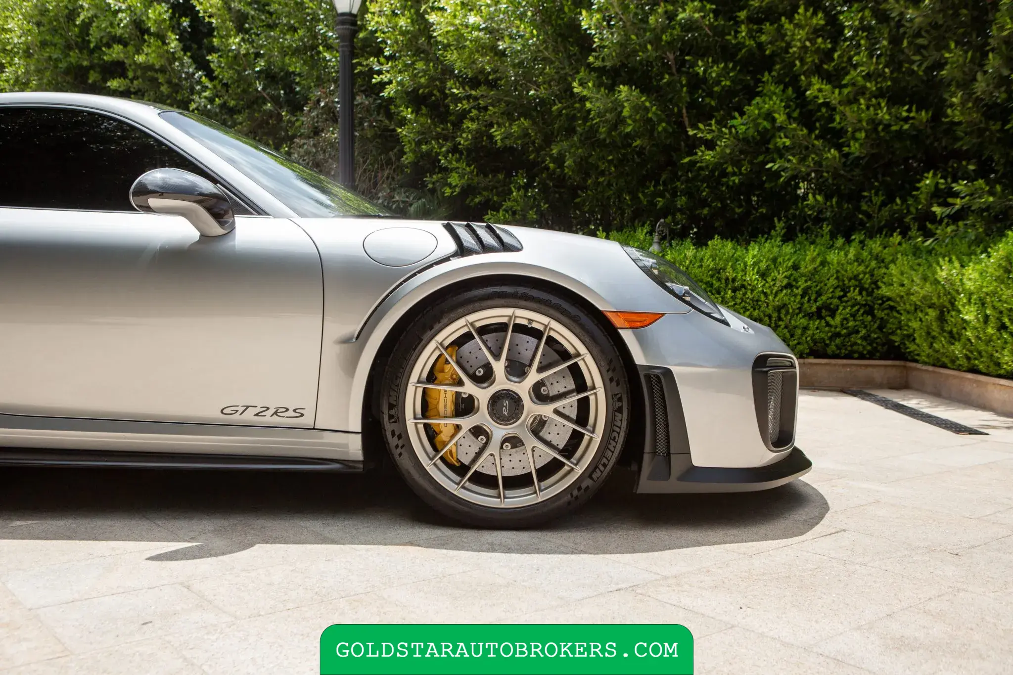 2018 Porsche 911 GT2 RS Weissach