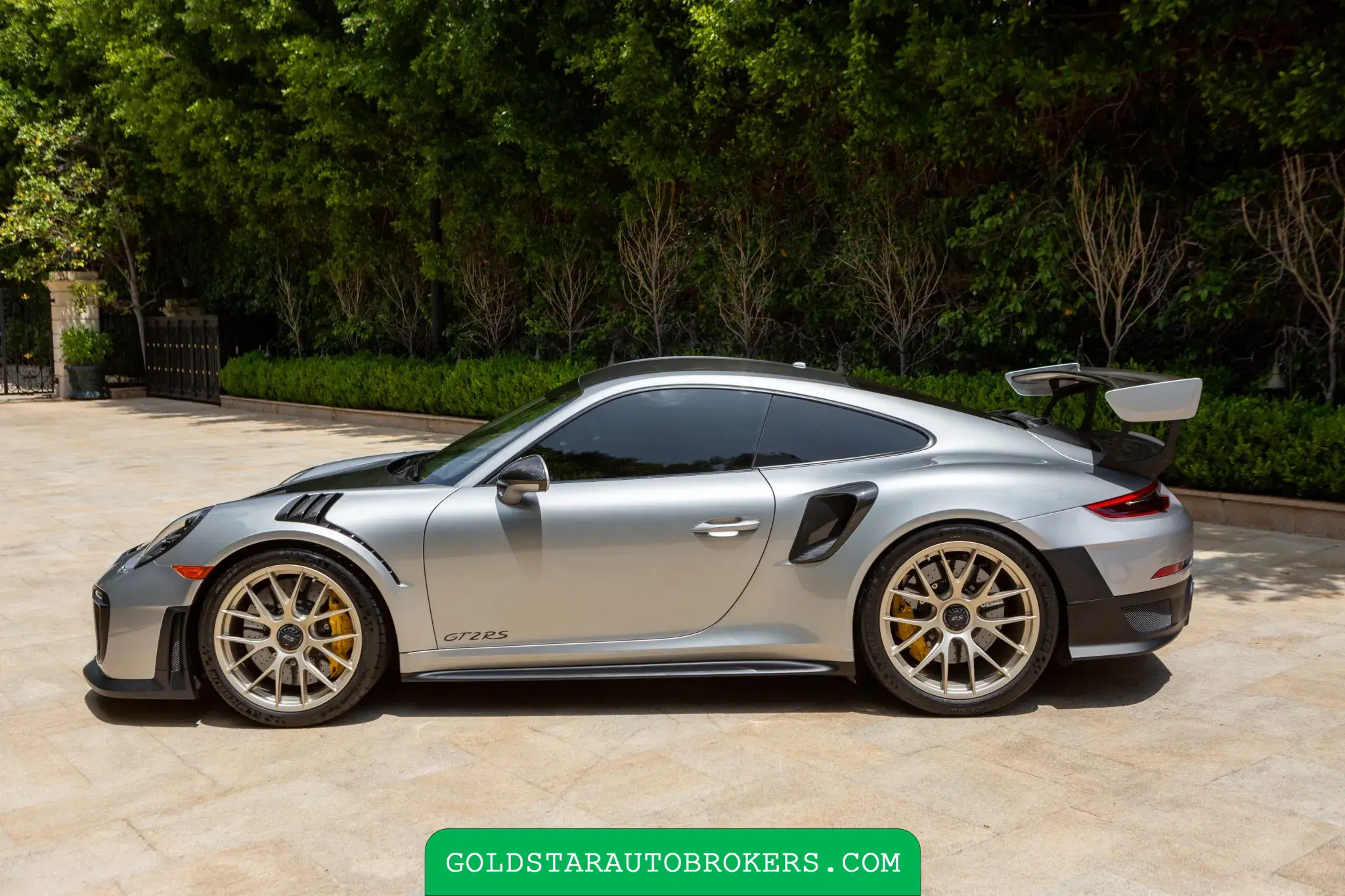 2018 Porsche 911 GT2 RS Weissach