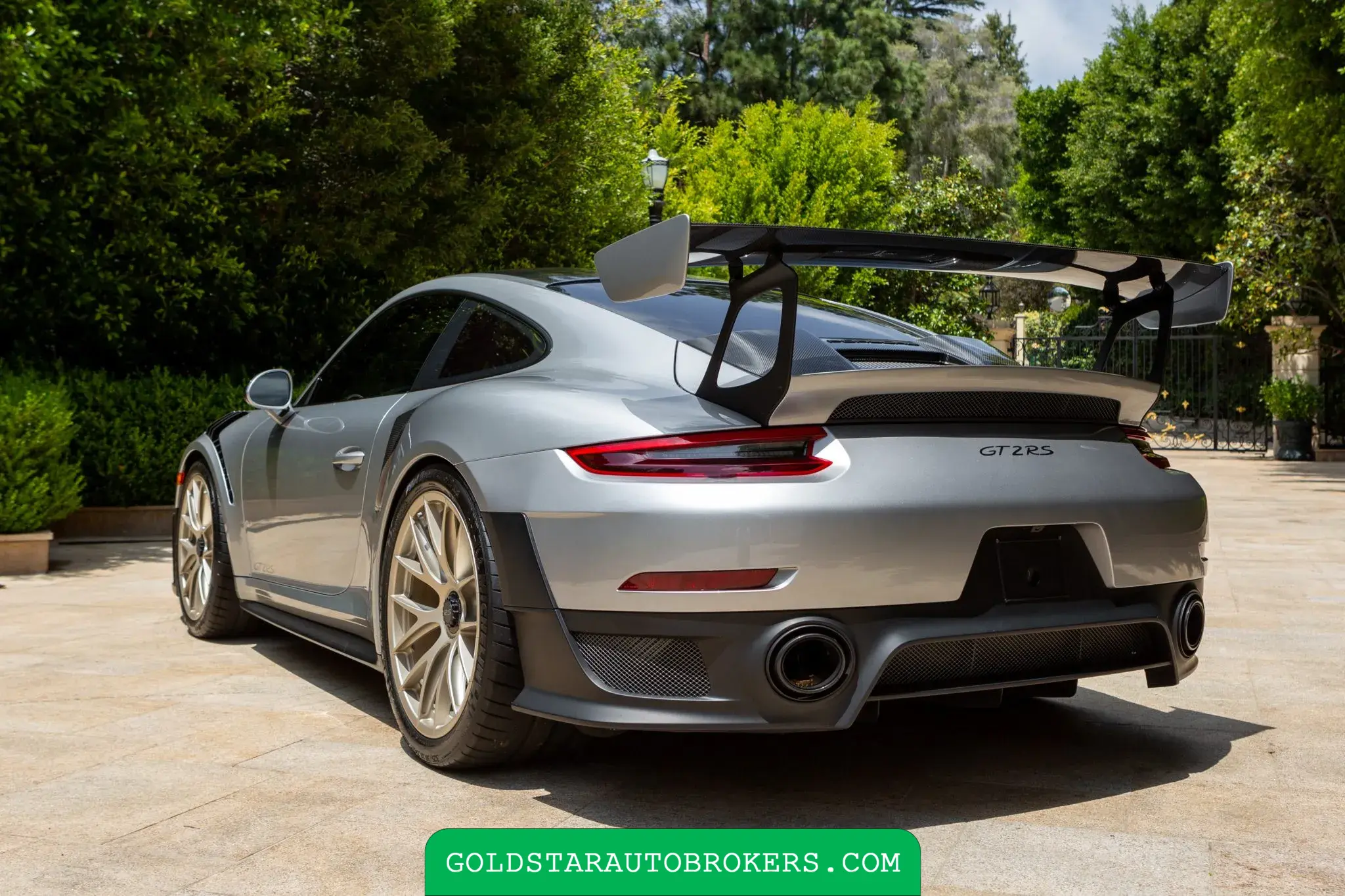 2018 Porsche 911 GT2 RS Weissach