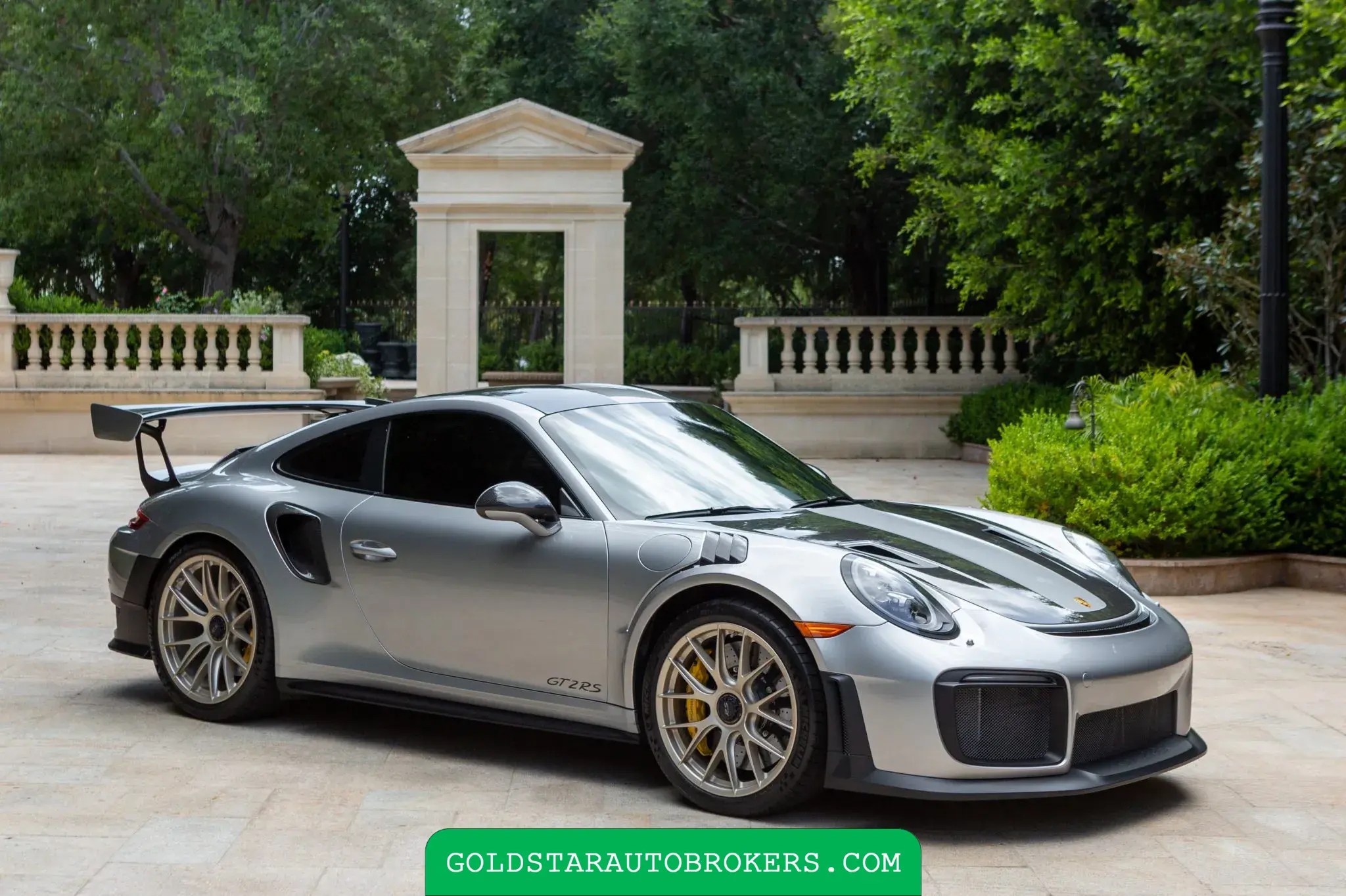 2018 Porsche 911 GT2 RS Weissach