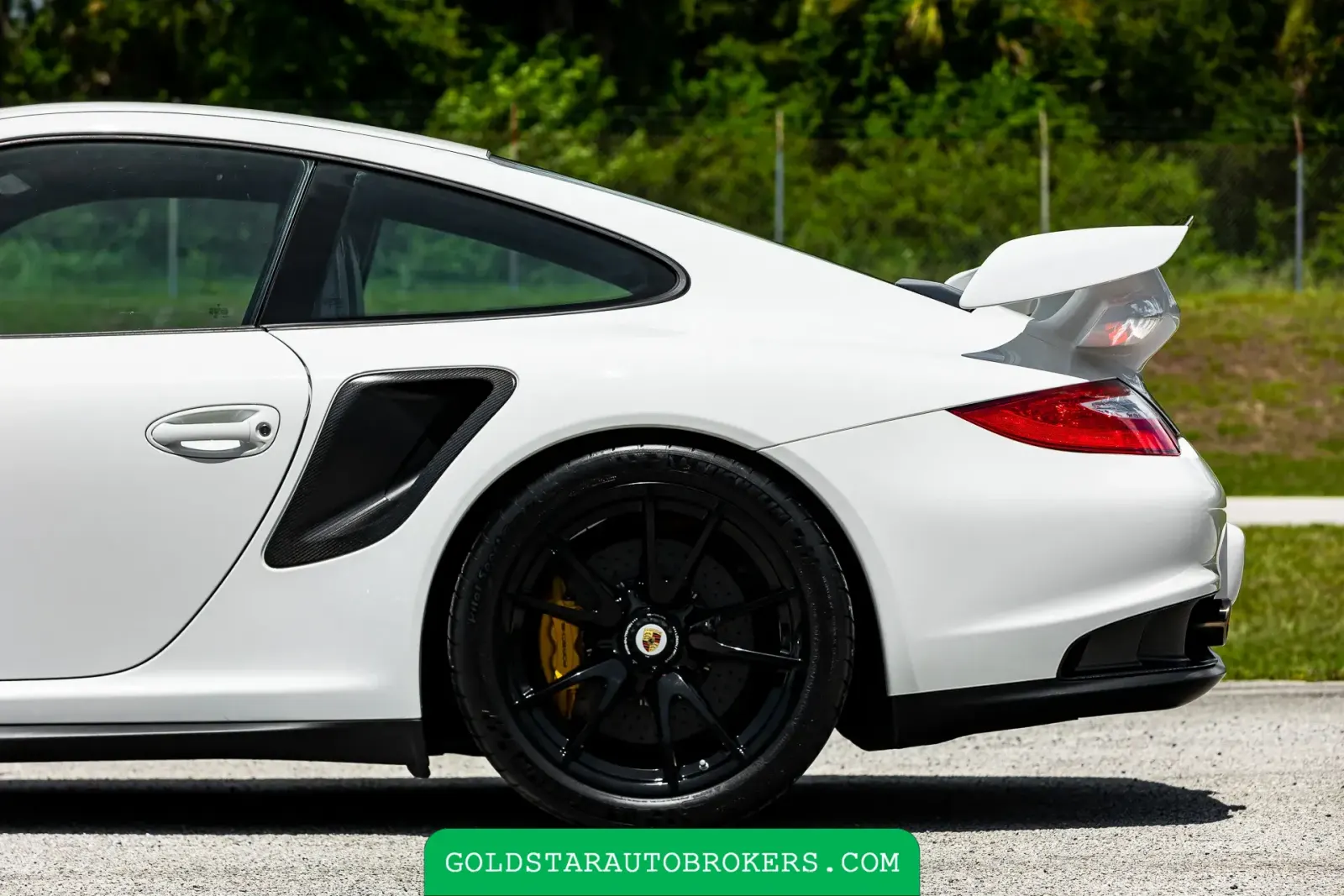 5k-Mile 2011 Porsche 911 GT2 RS