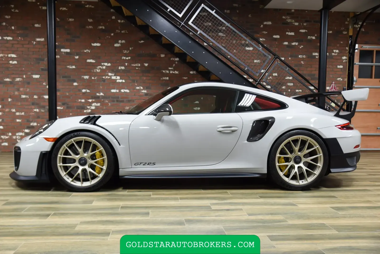 2018 Porsche 911 GT2 RS Weissach