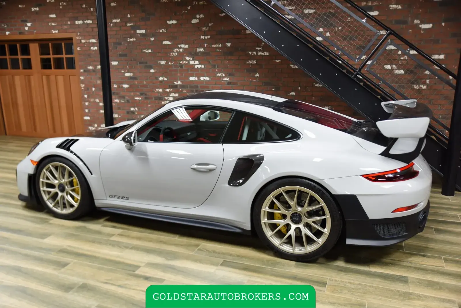 2018 Porsche 911 GT2 RS Weissach