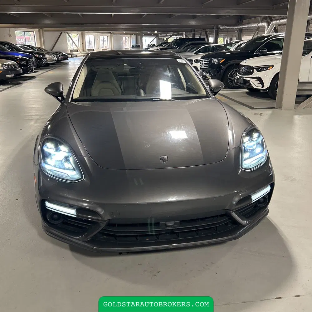 2018 Porsche Panamera Turbo