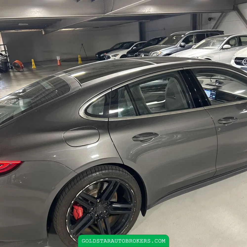 2018 Porsche Panamera Turbo