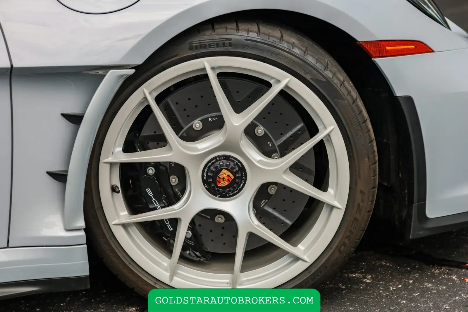 2024 Porsche 911 S/T Heritage Design