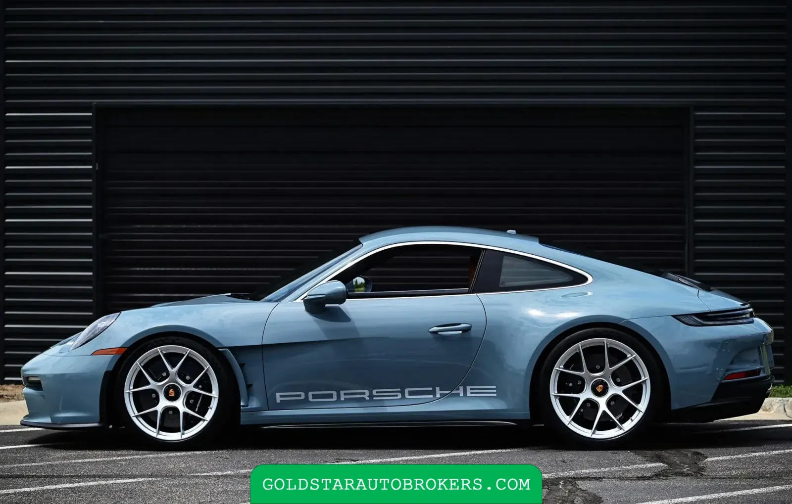 2024 Porsche 911 S/T Heritage Design
