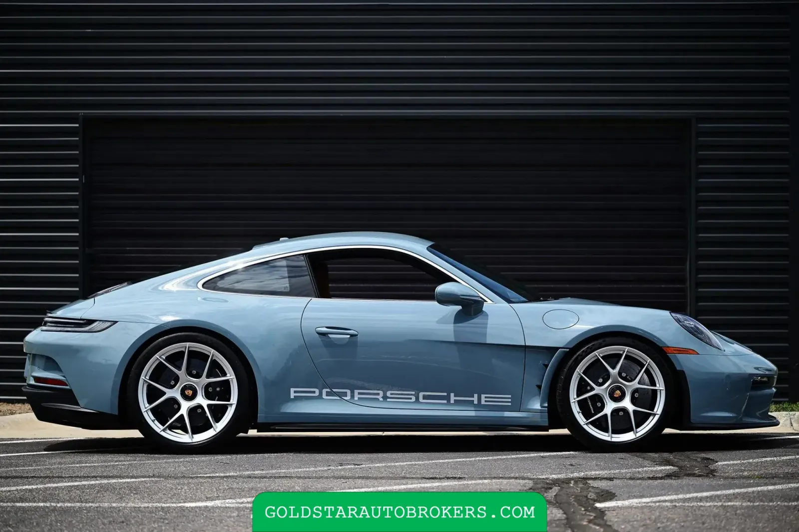 2024 Porsche 911 S/T Heritage Design