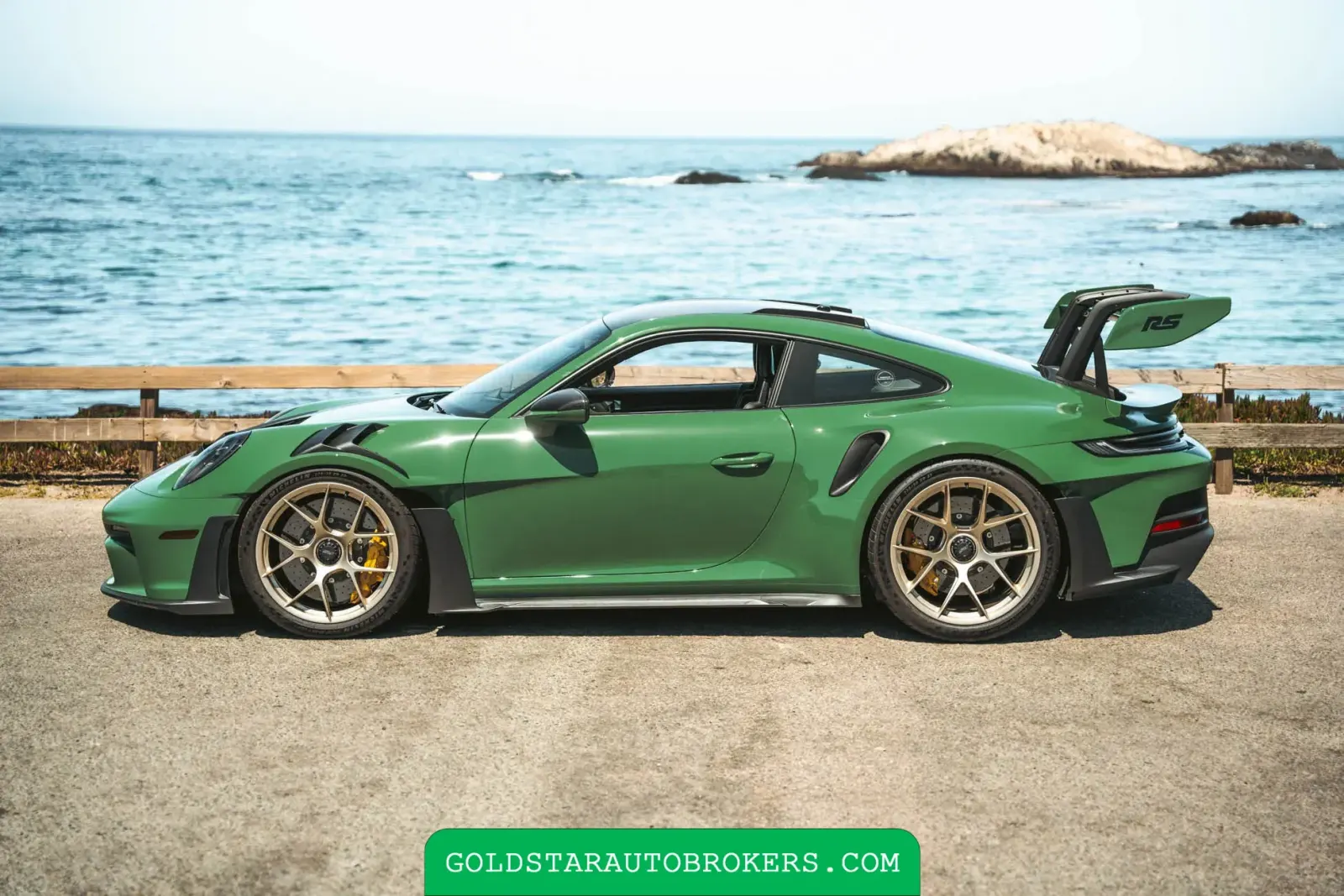 Auratium Green 2024 Porsche 911 GT3 RS Weissach