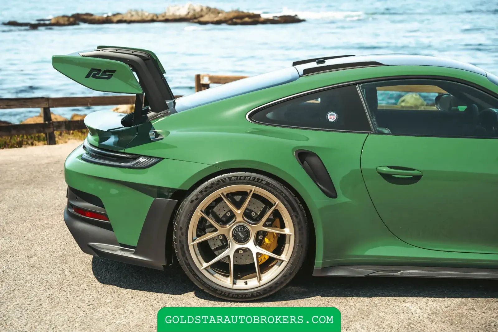 Auratium Green 2024 Porsche 911 GT3 RS Weissach